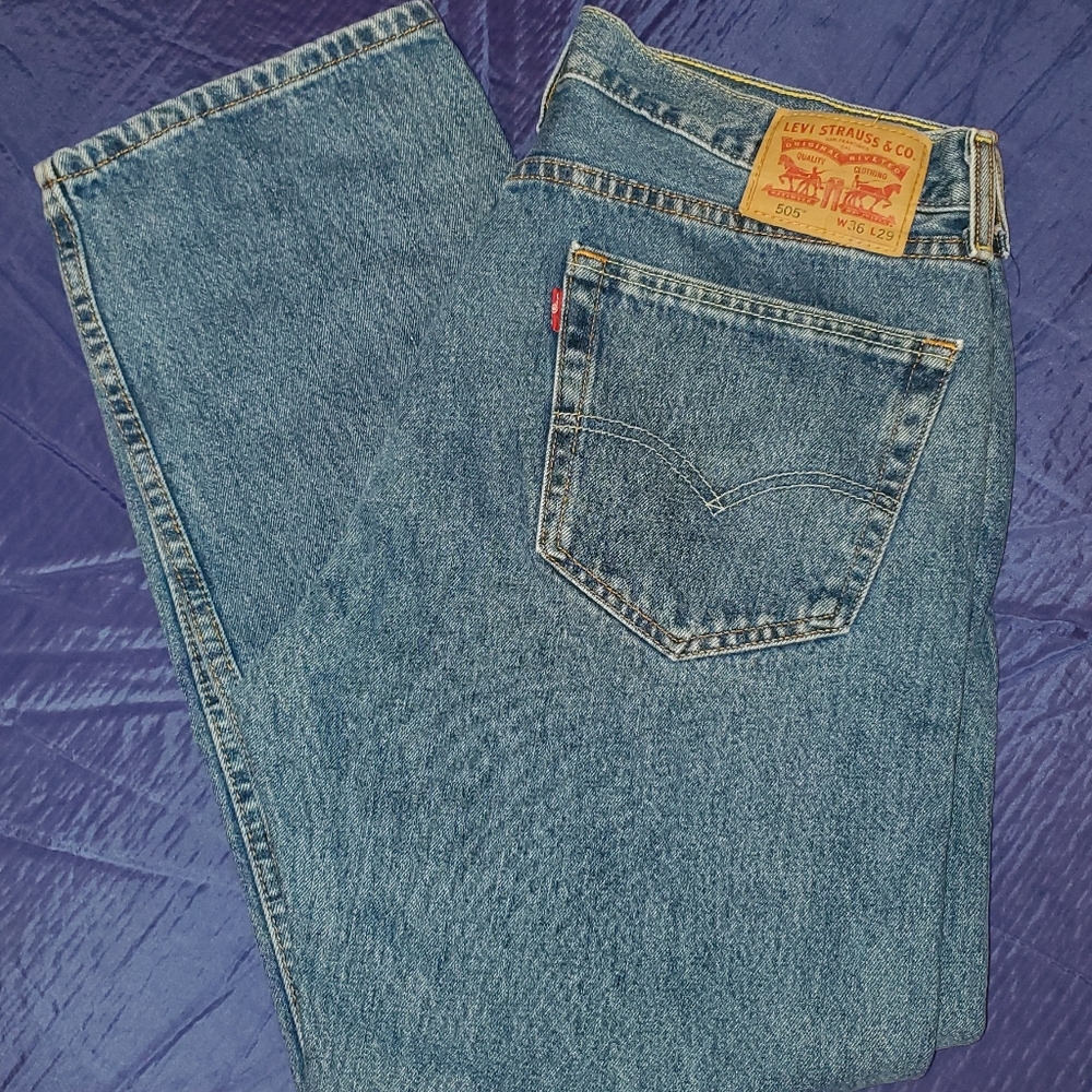 Levi 505 36 x 30 jeans